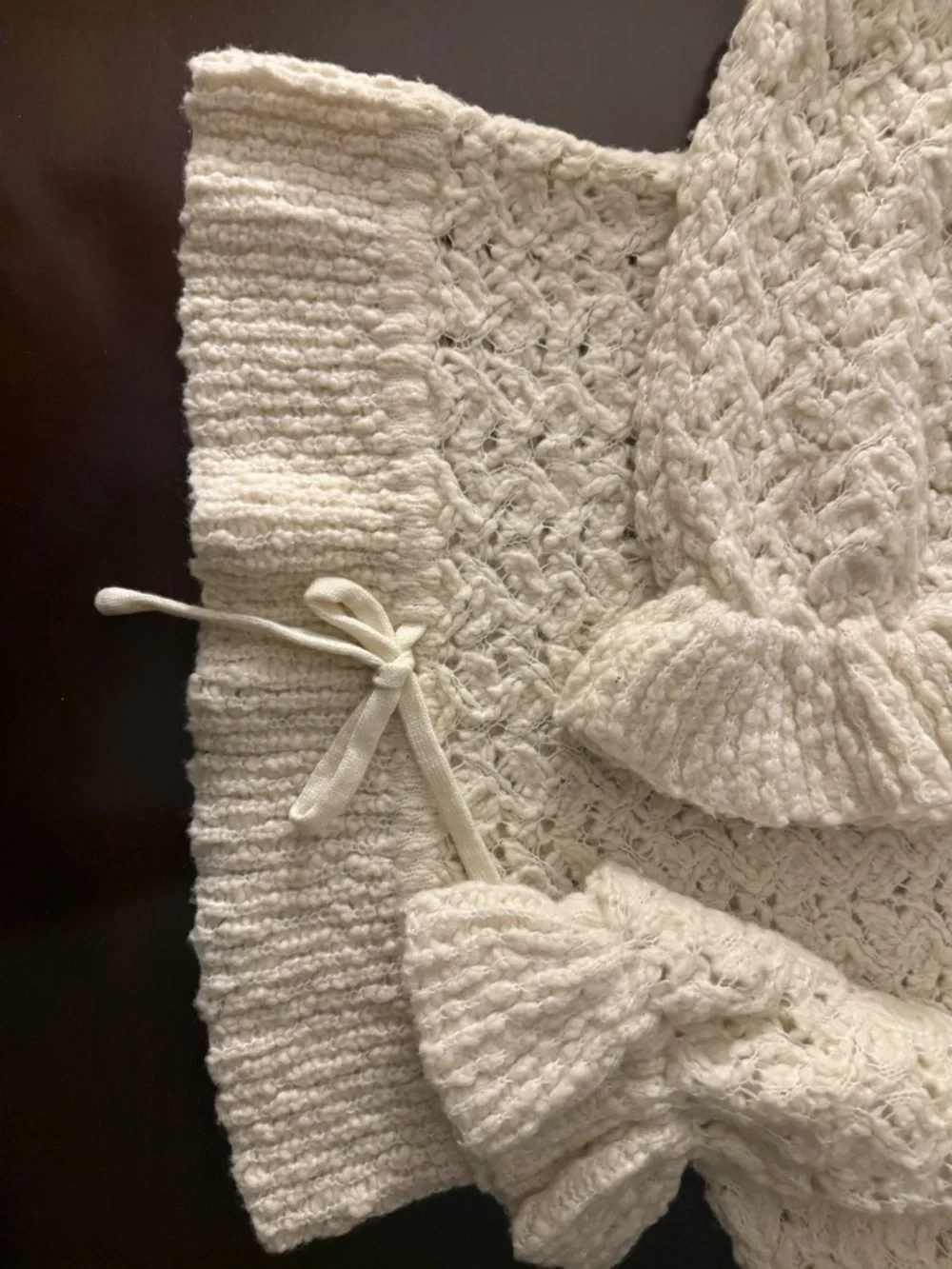 Zara Cream Textured Knit Short-Sleeve Sweater with Drawstring - Picture 4 of 6